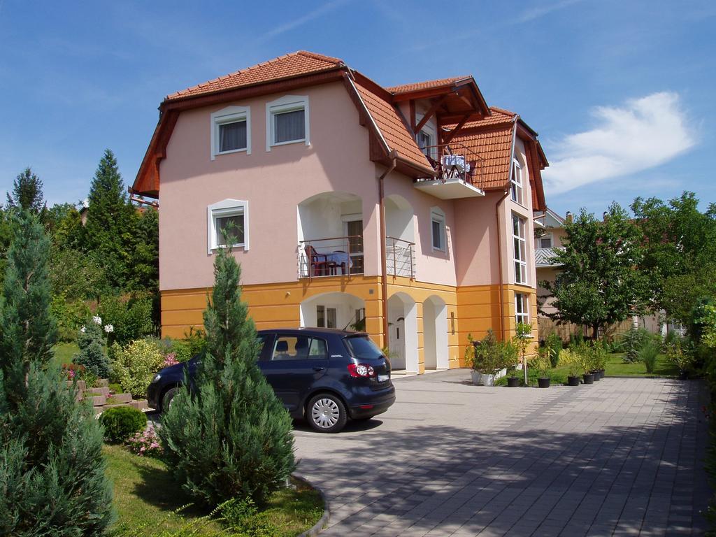 Katalin Apartmanház Zalakaros Exterior foto